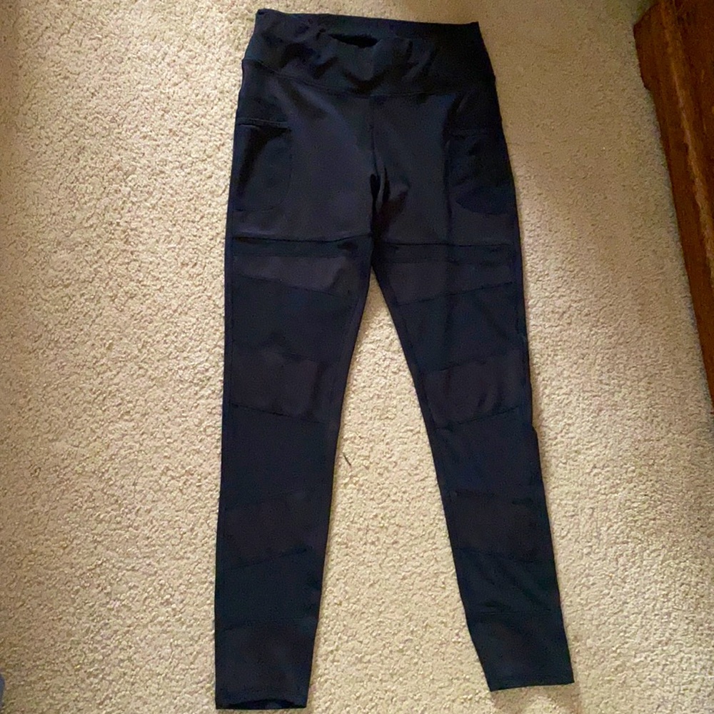 Black Athletic Leggings